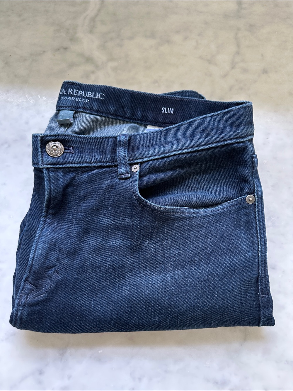 Banana Republic Traveler Slim Fit Men’s Jeans Size 34x32 Dark Wash